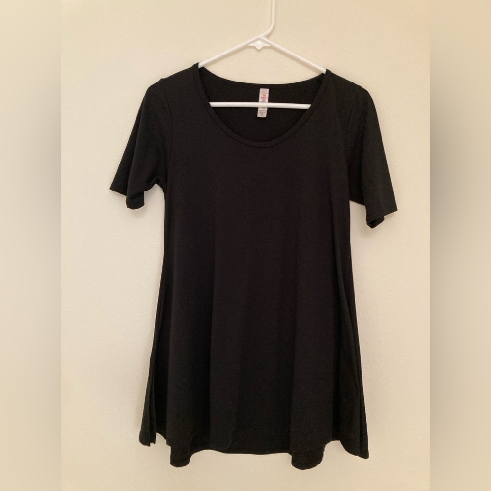 LuLaRoe Perfect T Solid Black Tunic Top Size XXS Side Slits